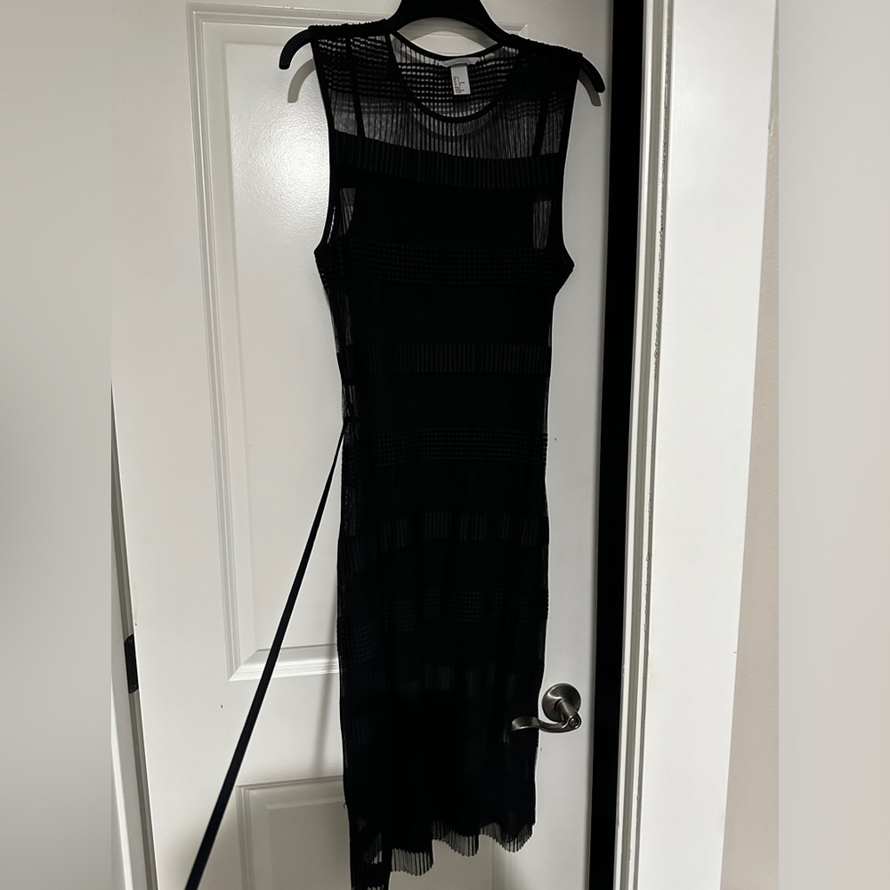 Black and chic dress